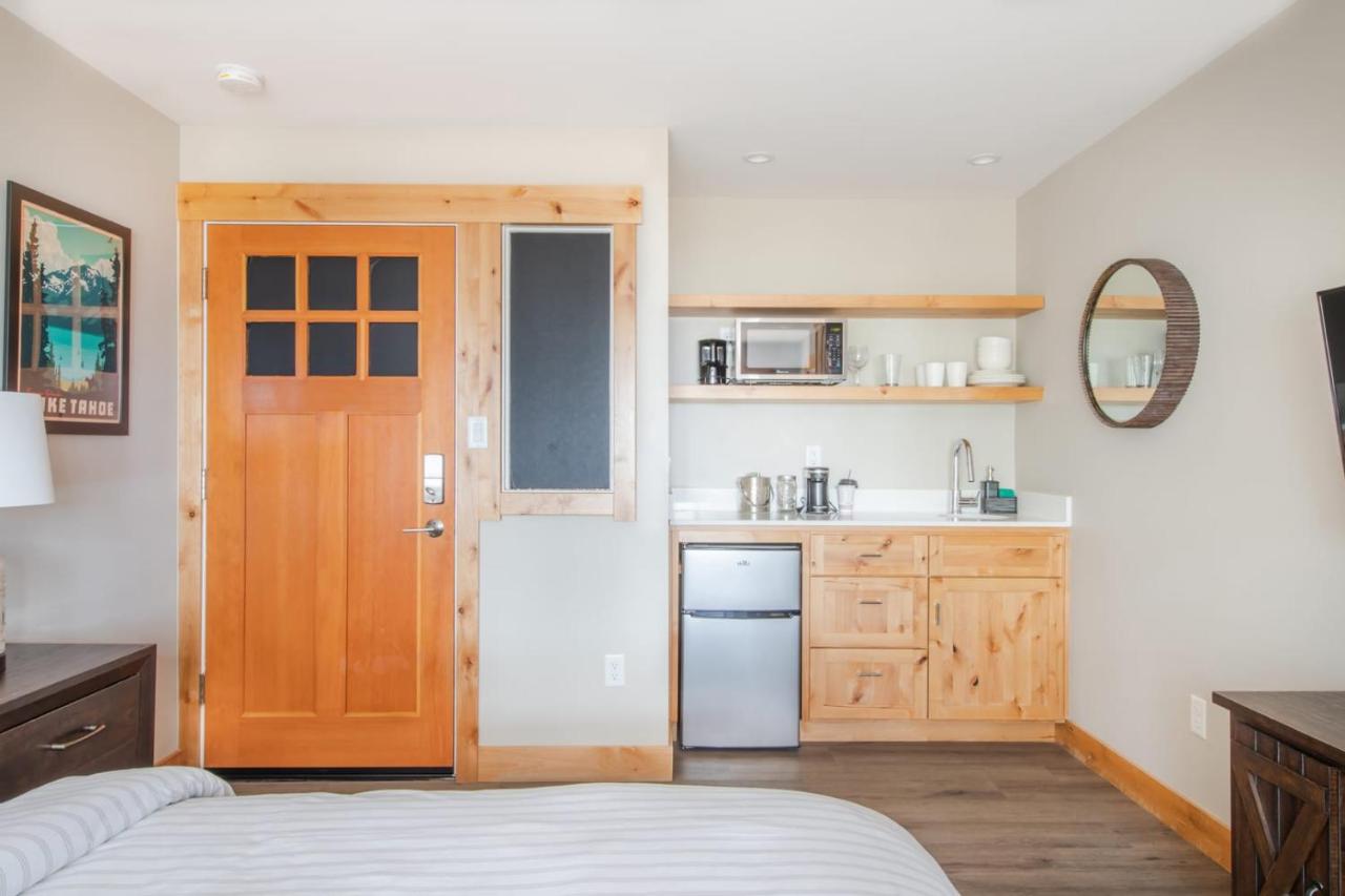 Lakeside Suites at Hotel California Lake Tahoe — photo 9