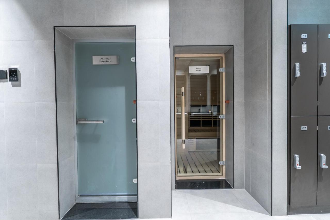 Contemporary Ranch Living with Burj Khalifa View - 3