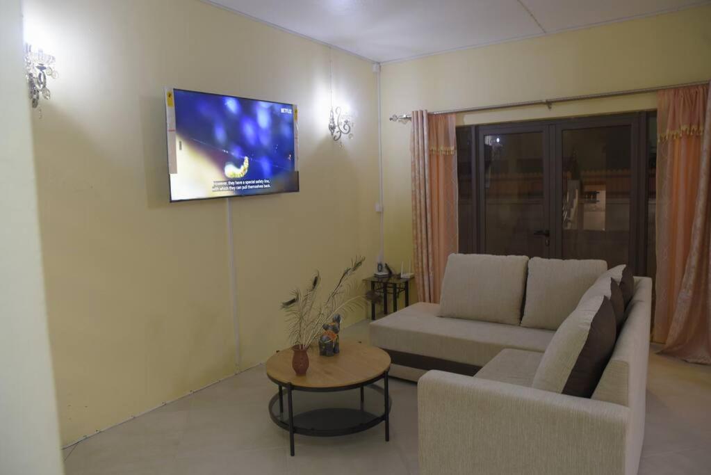 Private home in Flic en Flac - quiet location - 4