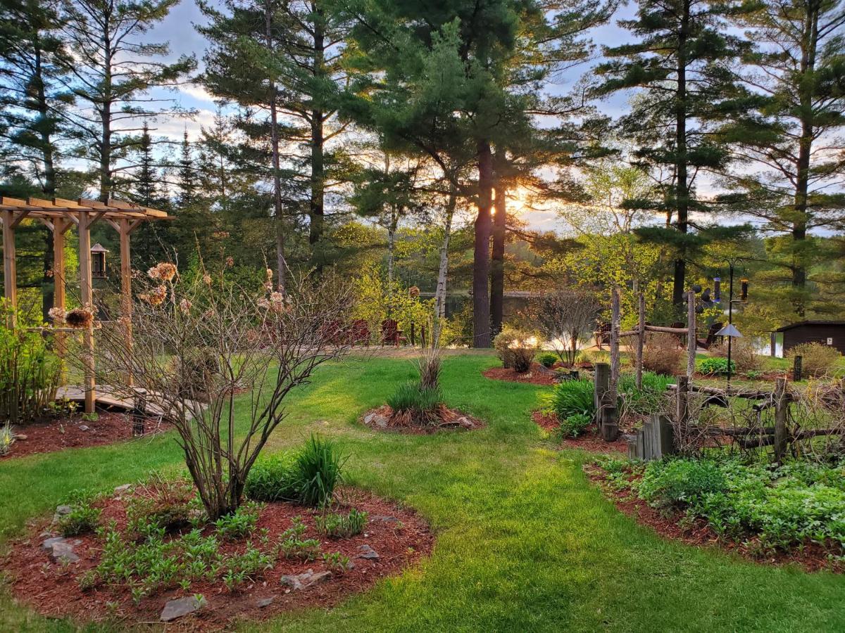 Haliburton Highlands jusqu'à la vallée de l'Outaouais photo