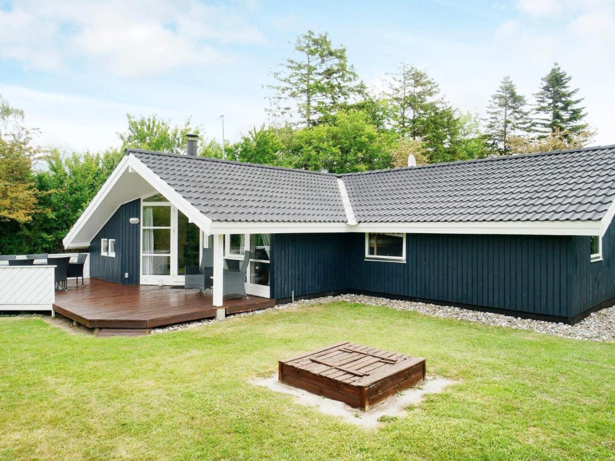 Four-Bedroom Holiday home in Slagelse 2 static_photo