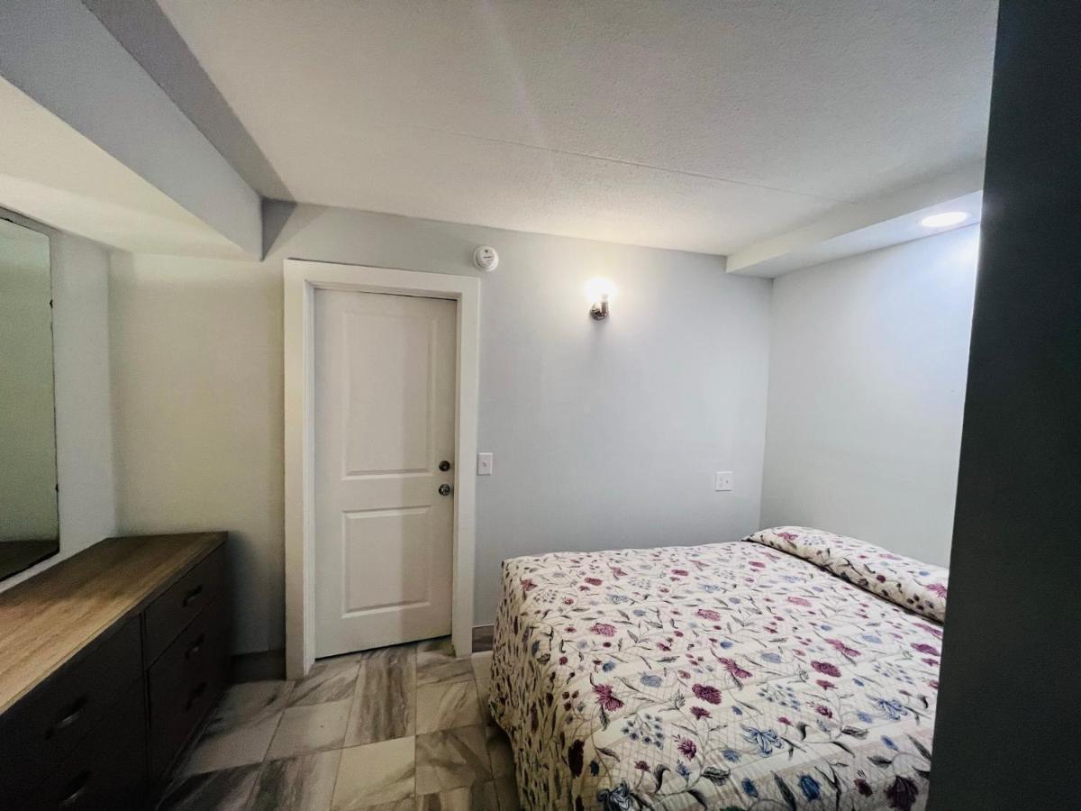 Admiral Resort Motel — photo 24