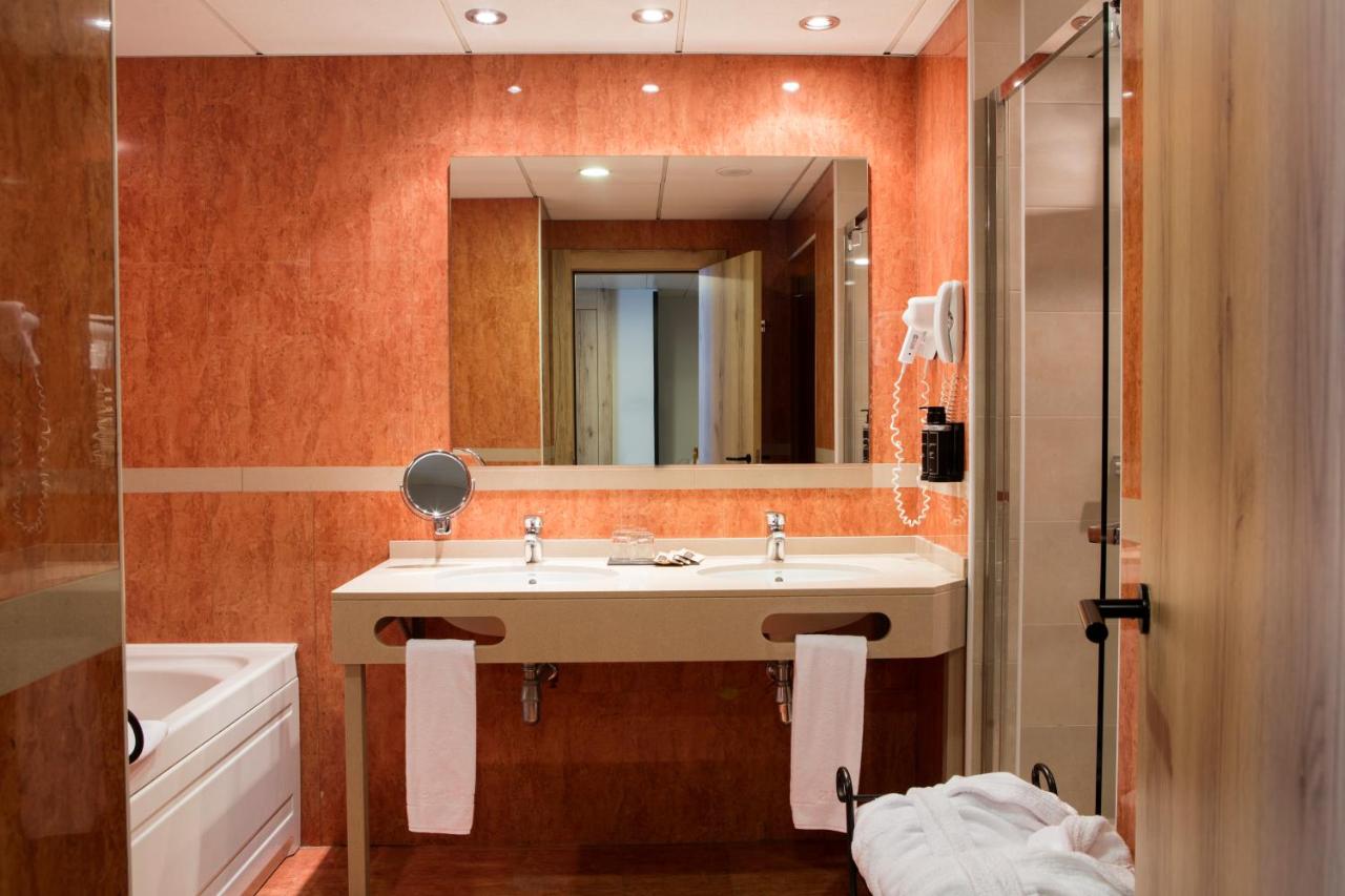 Acta Arthotel photo