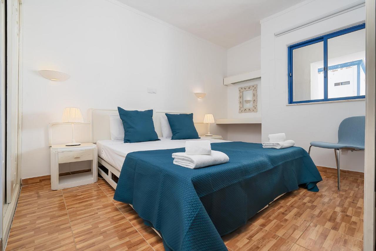 Praia da Rocha Apartment by LovelyStay