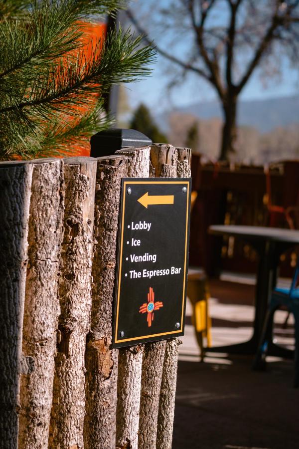 Taos Valley Lodge — photo 16