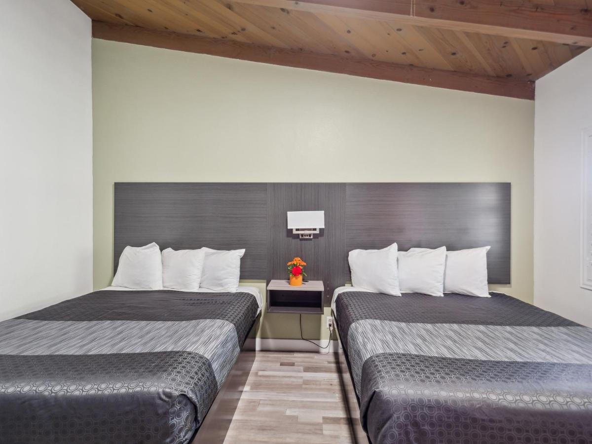 Discovery Inn Monterey Bay — photo 15