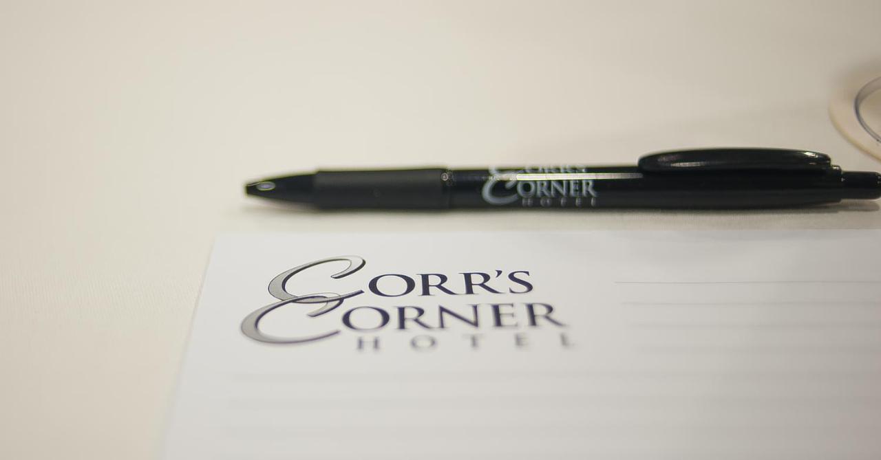 Corr's Corner Hotel Ltd. - Laterooms