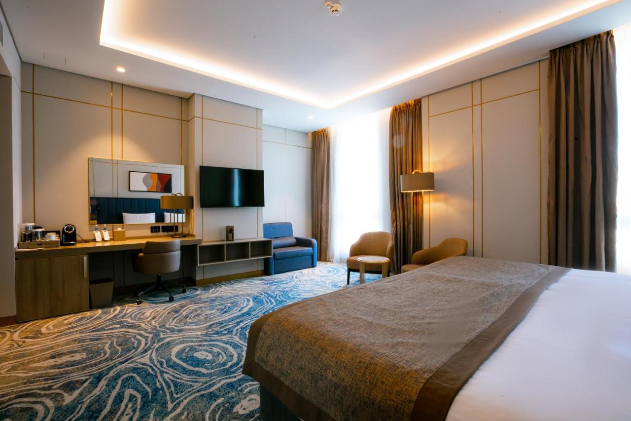 InterContinental Baku, an IHG Hotel photo