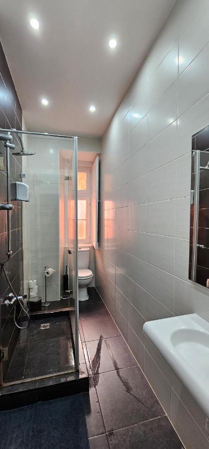 A Better Place by Lisbon II - 4