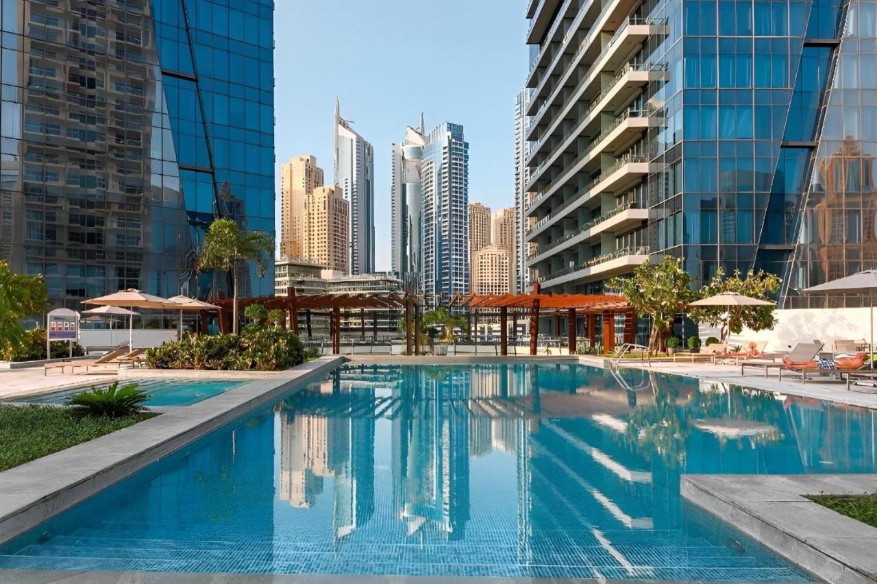 Gala Guests - Silverene Tower Marina Living Apartments - 4