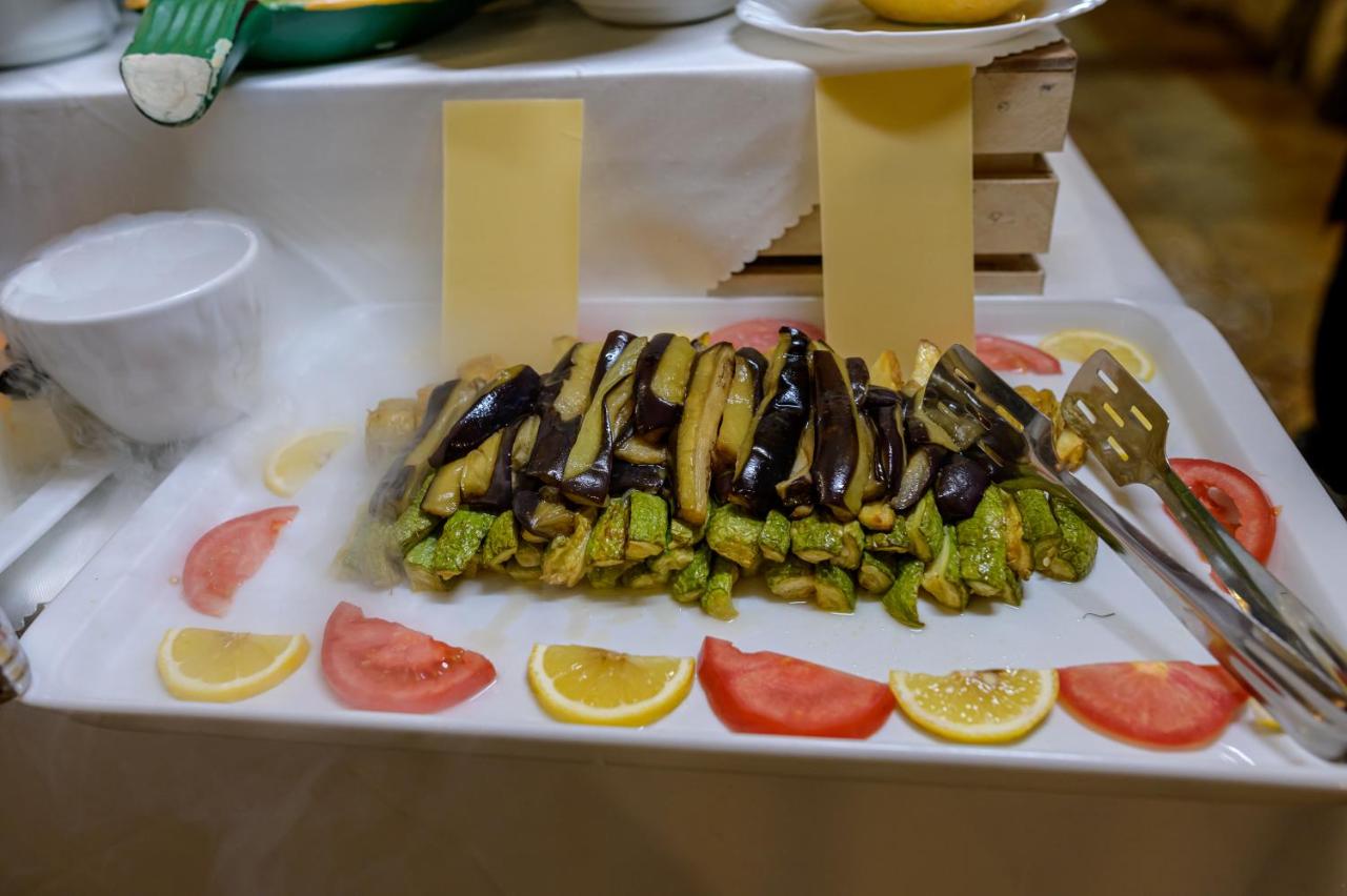 Imperial Palace Hotel photo