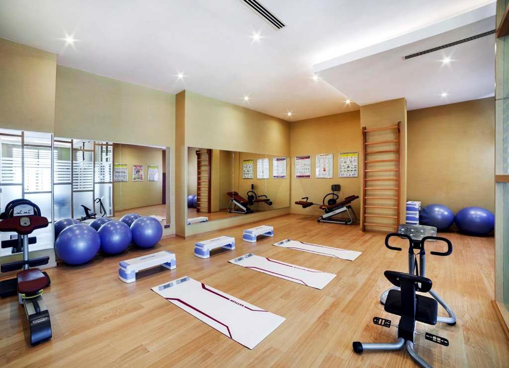Holiday Inn Baku, an IHG Hotel photo
