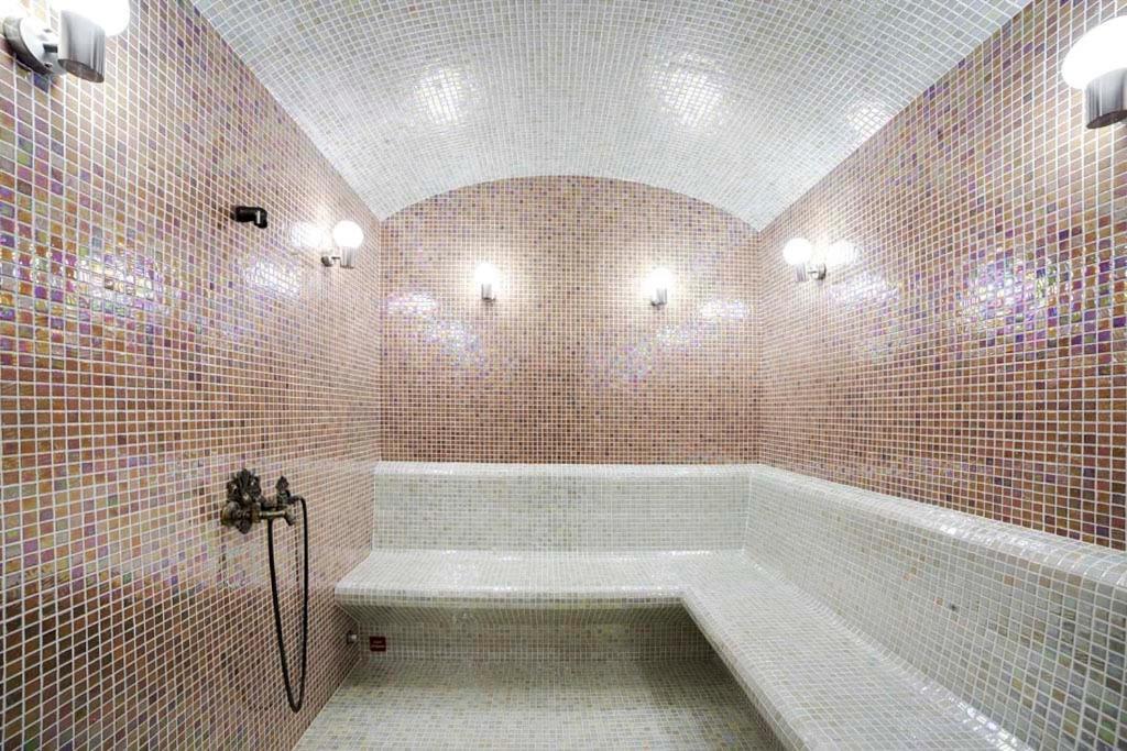 Holiday Inn Baku, an IHG Hotel photo