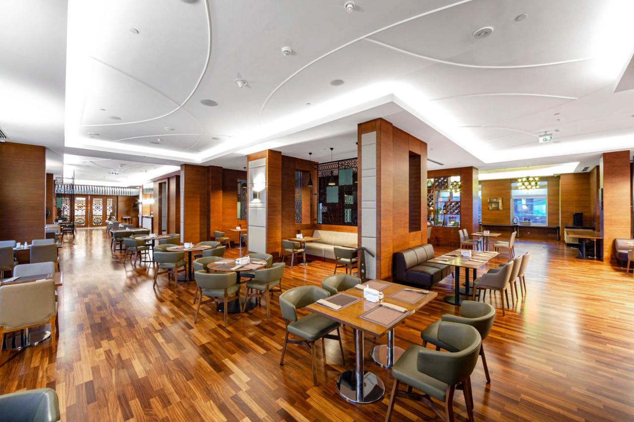 Holiday Inn Baku, an IHG Hotel photo