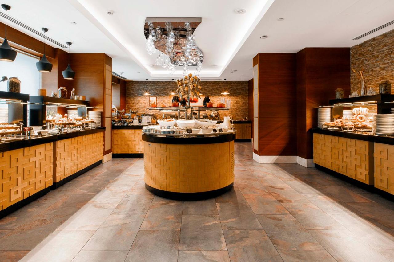 Holiday Inn Baku, an IHG Hotel photo
