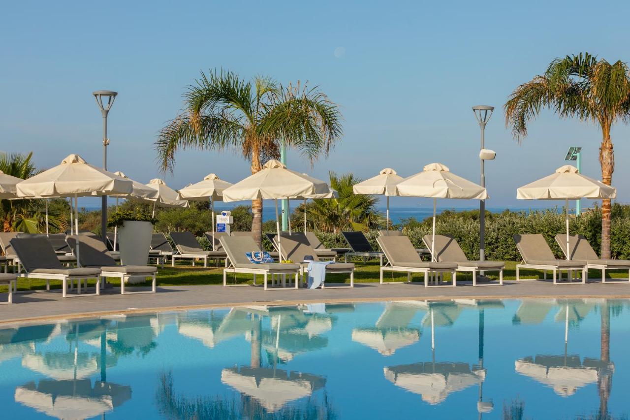 NissiBlu Beach Resort photo
