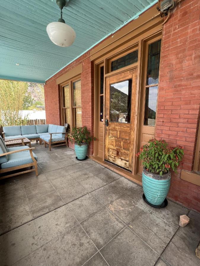 The Oliver House - Adults Only — photo 4