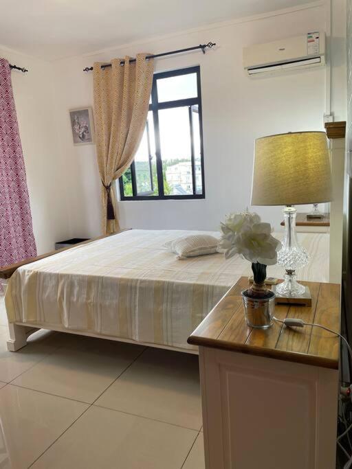 Spacious beach property in Flic en Flac - 2