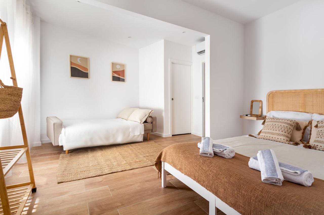 Lisbon Zoo House III - 2