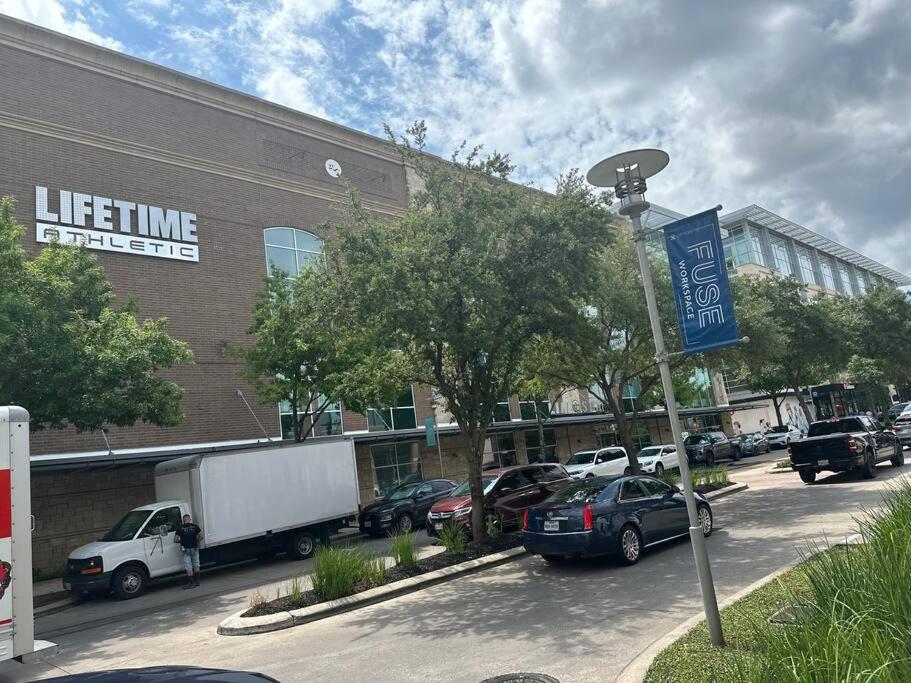 Luxury Living at City Centre Houston — photo 14