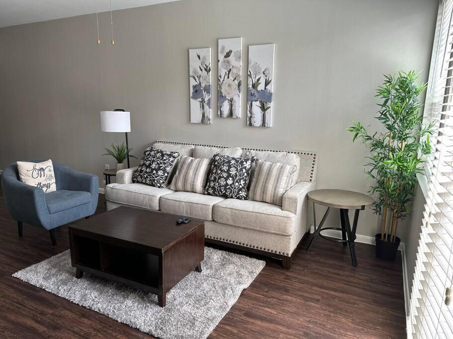 Luxury Living at City Centre Houston — photo 15