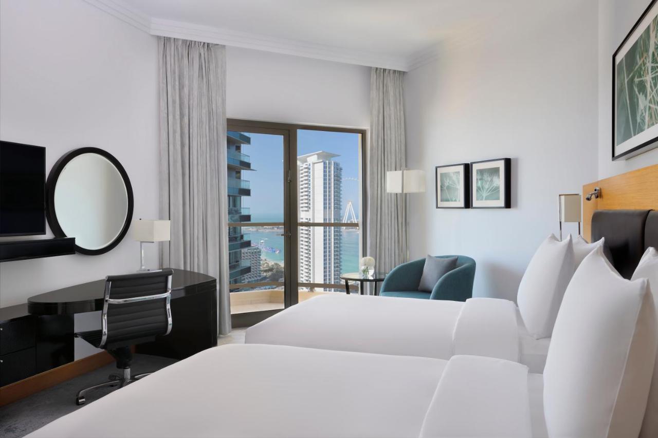 Mövenpick Hotel Jumeirah Beach photo