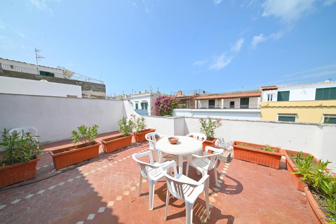 Villa Diana - Beach & Rooms - 2