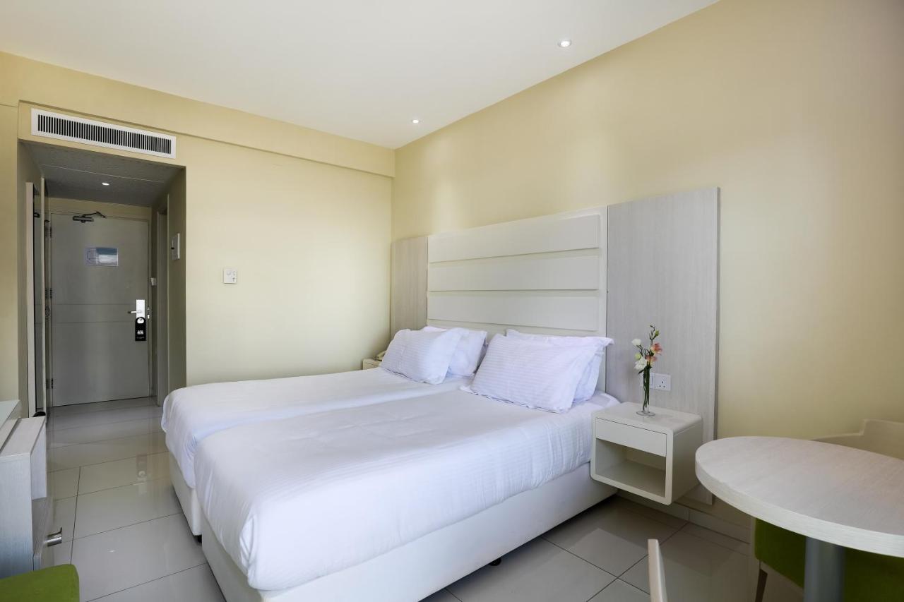 Tasia Maris Beach Hotel - Adults Only photo