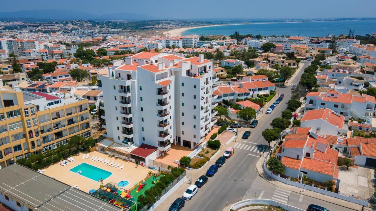 Peaceful Flat in Lagos by LovelyStay - 2