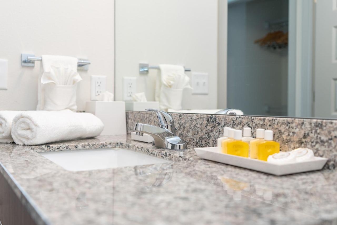 Yugo Guest Suites — photo 17