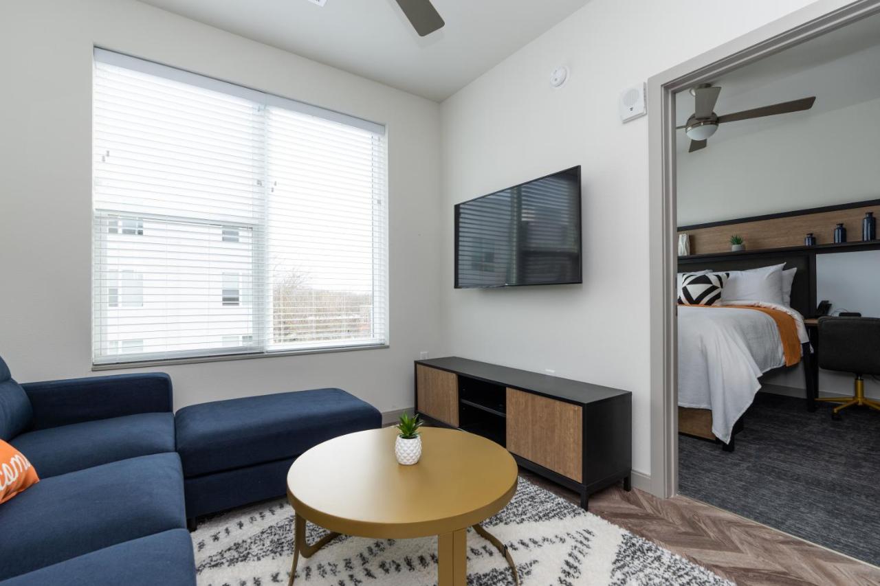 Yugo Guest Suites — photo 9