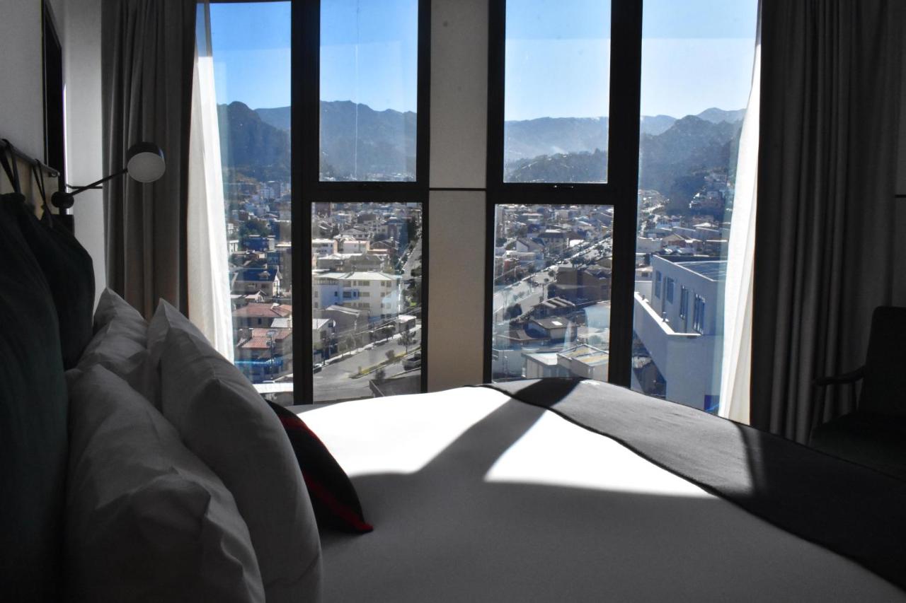 Met Hotel photo