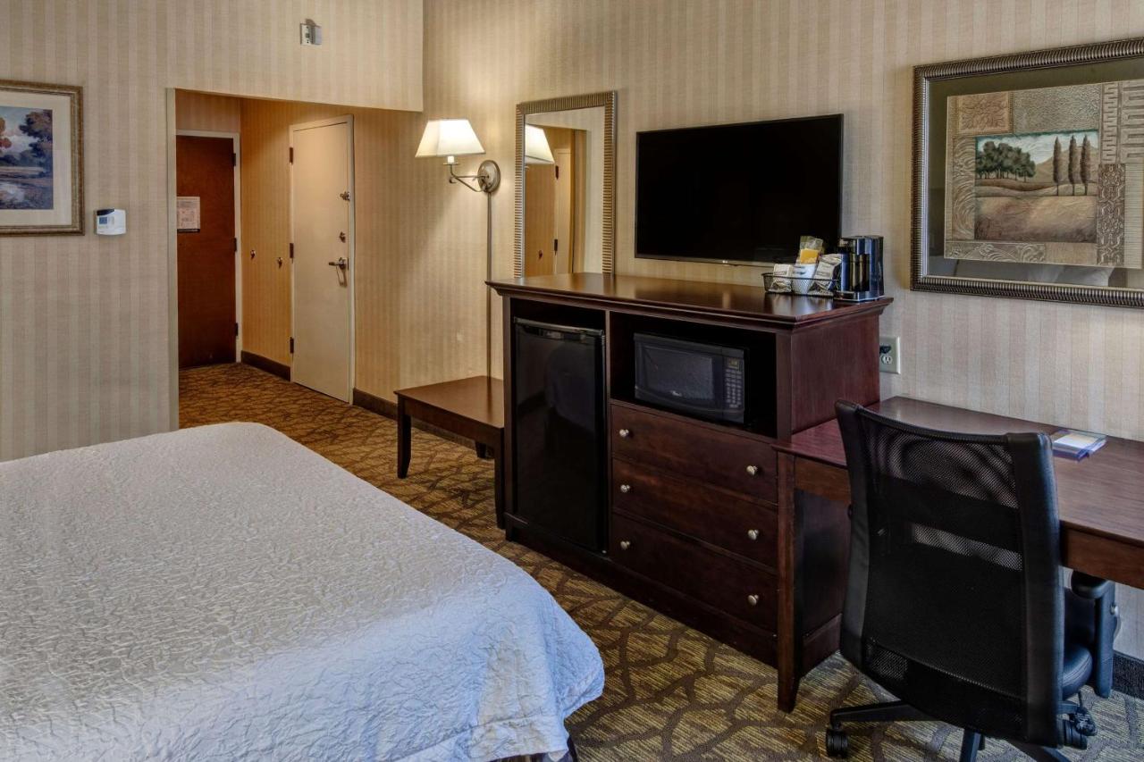 Country Hearth Inn And Suites Rocky Mount — photo 21