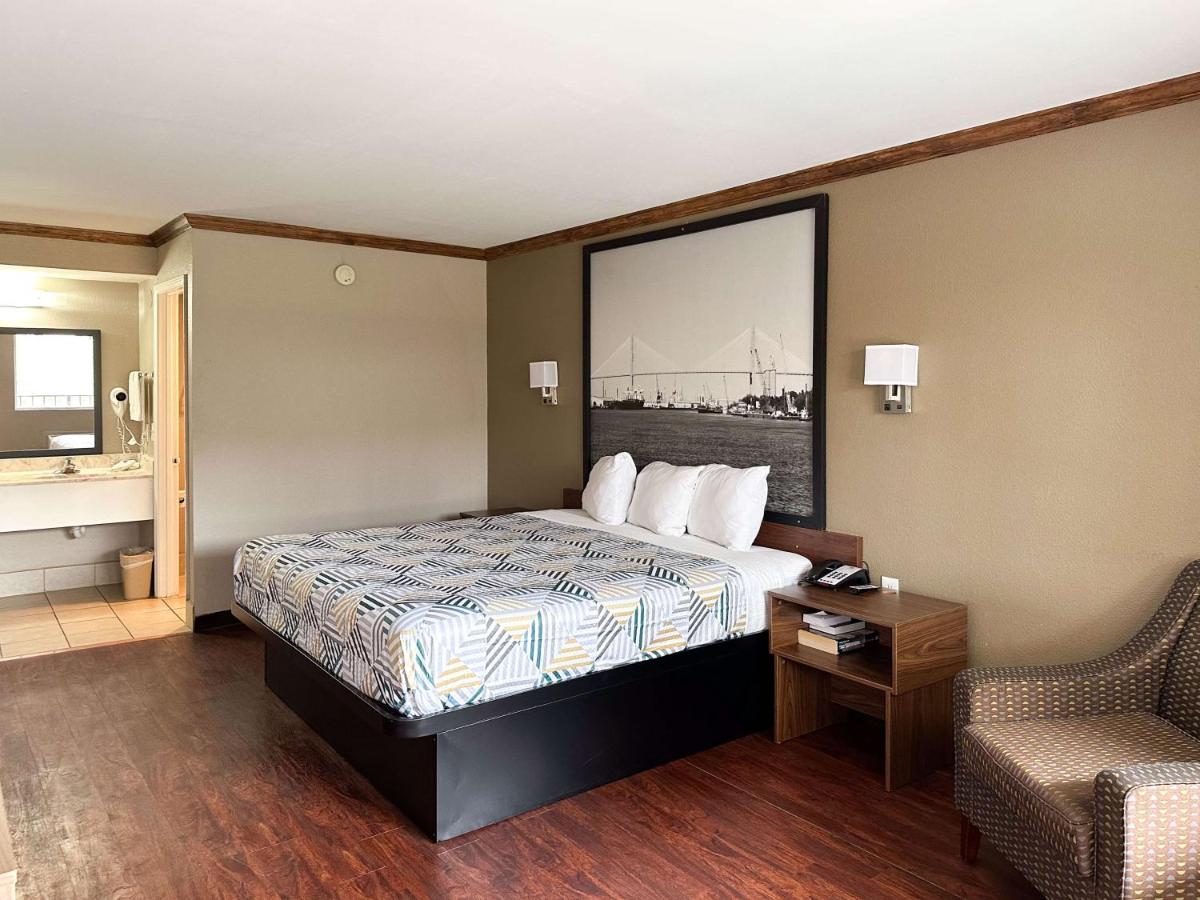 Image: Motel 6 Atlanta GA Atlanta Airport East