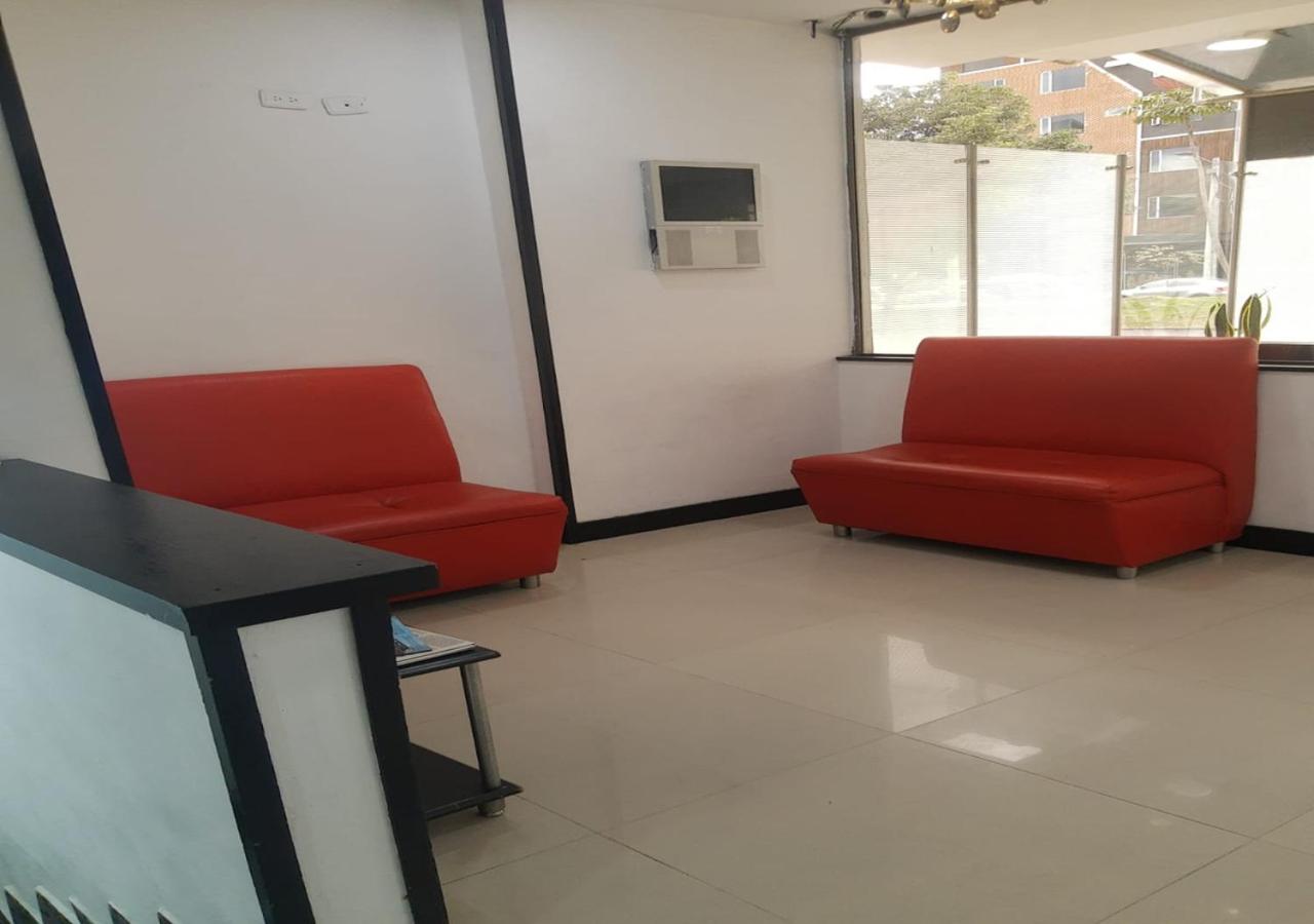 TOWER - Embajada Americana - 5