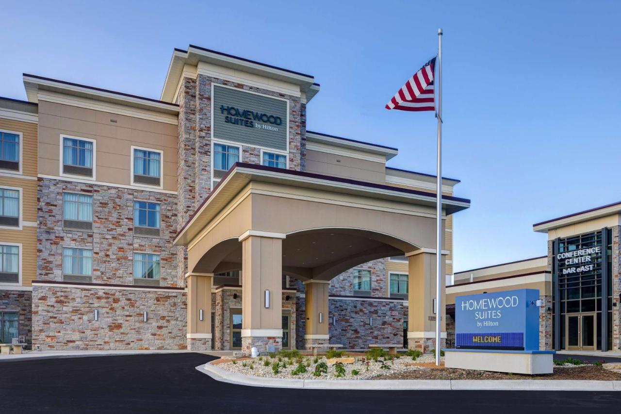 Image: Homewood Suites By Hilton Oak Creek Milwaukee