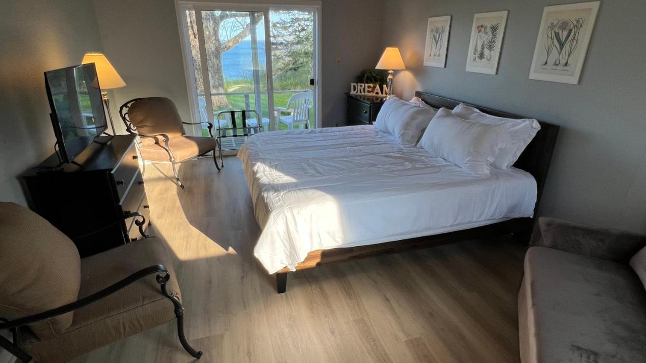 High Tide Inn on the Ocean, Motel and Cottages — photo 6