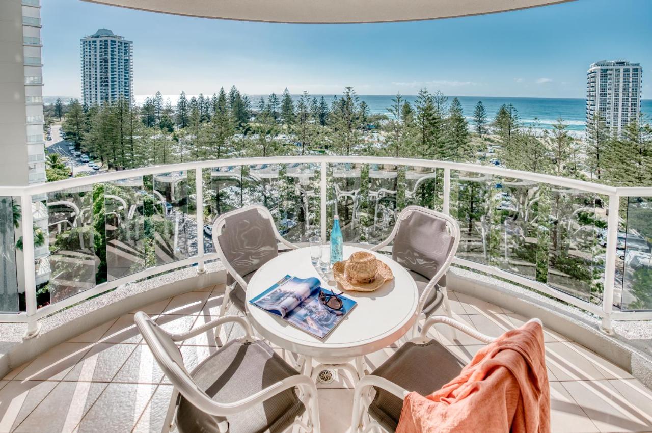 Oscar On Main Beach Resort photo