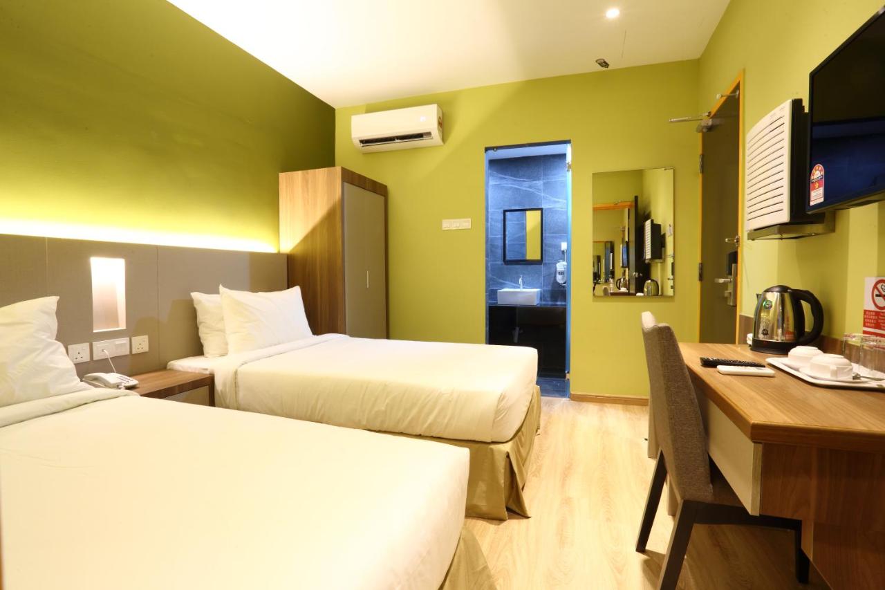 YEE HOTEL Permas Jaya - 4