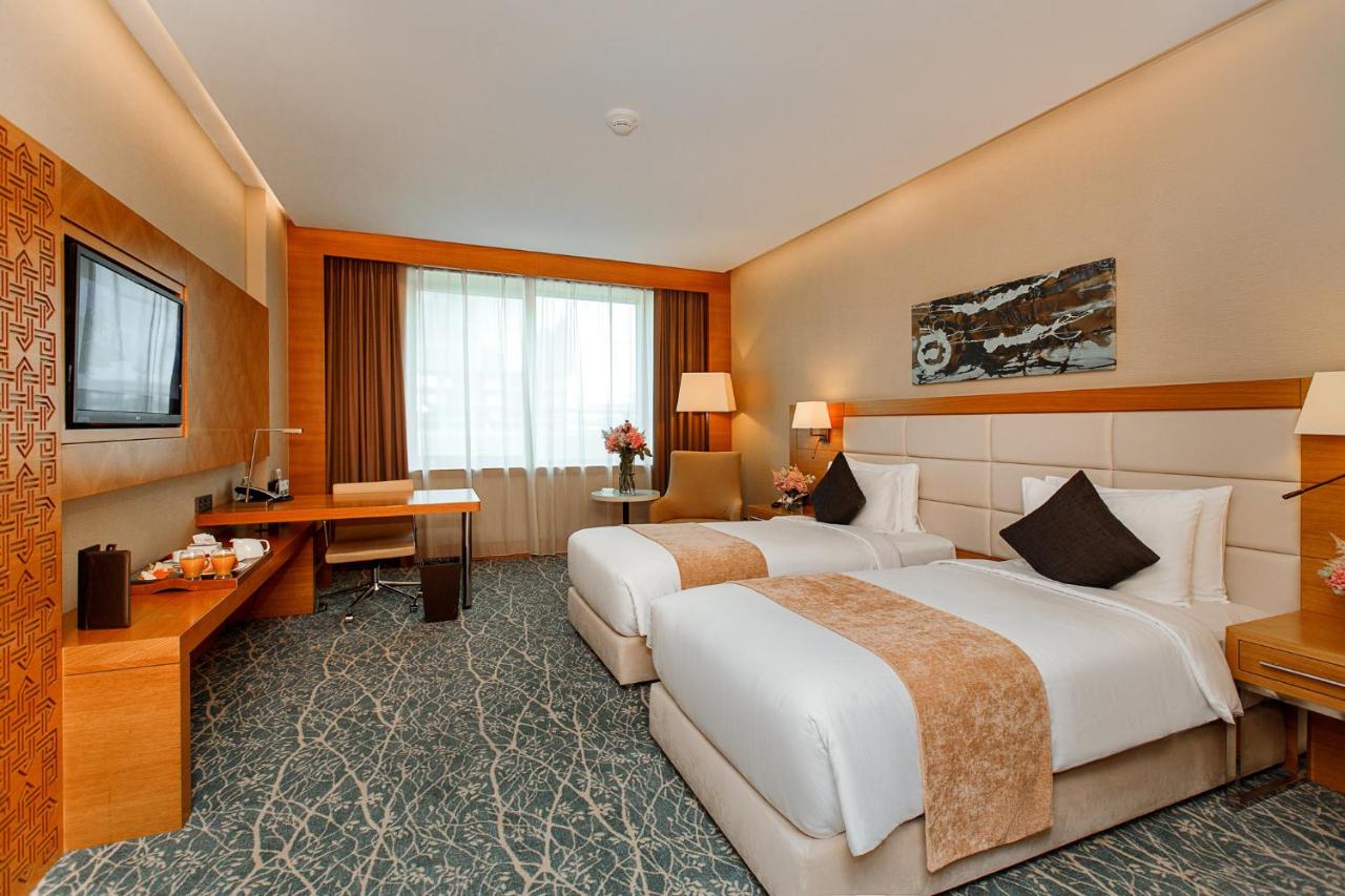 Holiday Inn Baku, an IHG Hotel photo