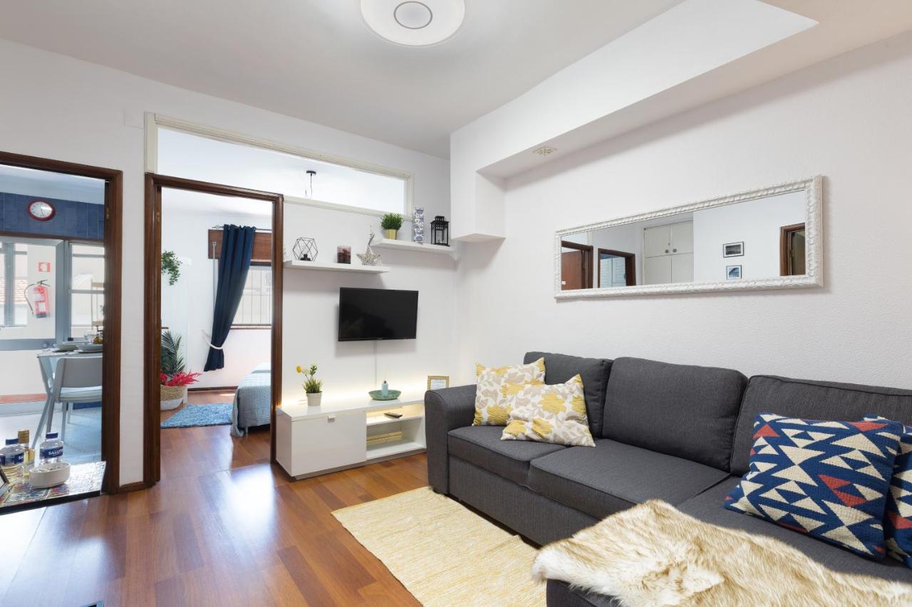 Host Wise - Comfy Bright Flats with Netflix - 5