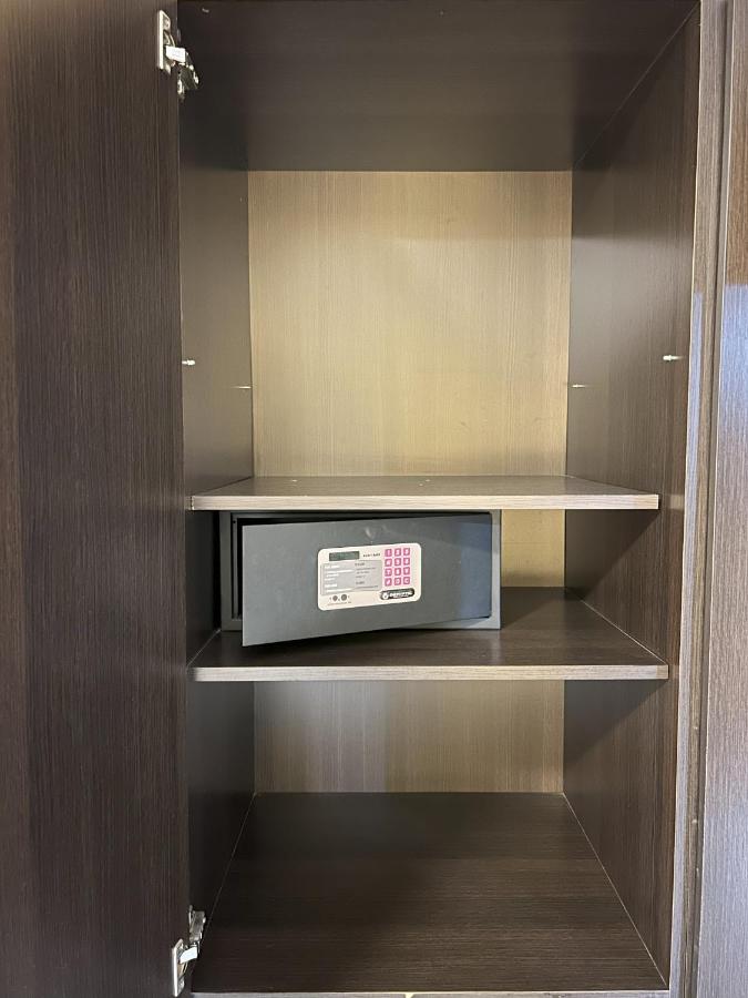 Comfortable Modern Apartment - 5