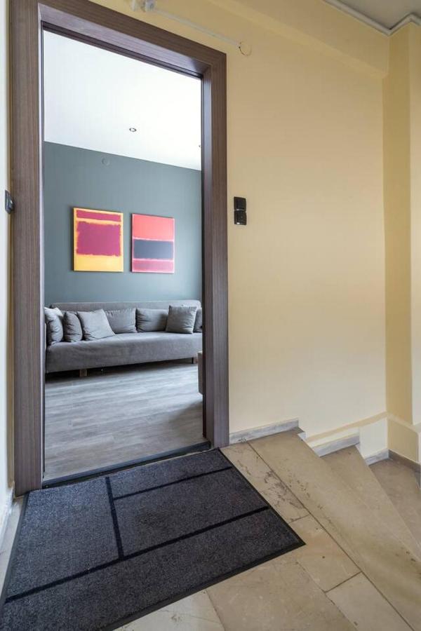 UrbanStyle apt with 360 view - 4