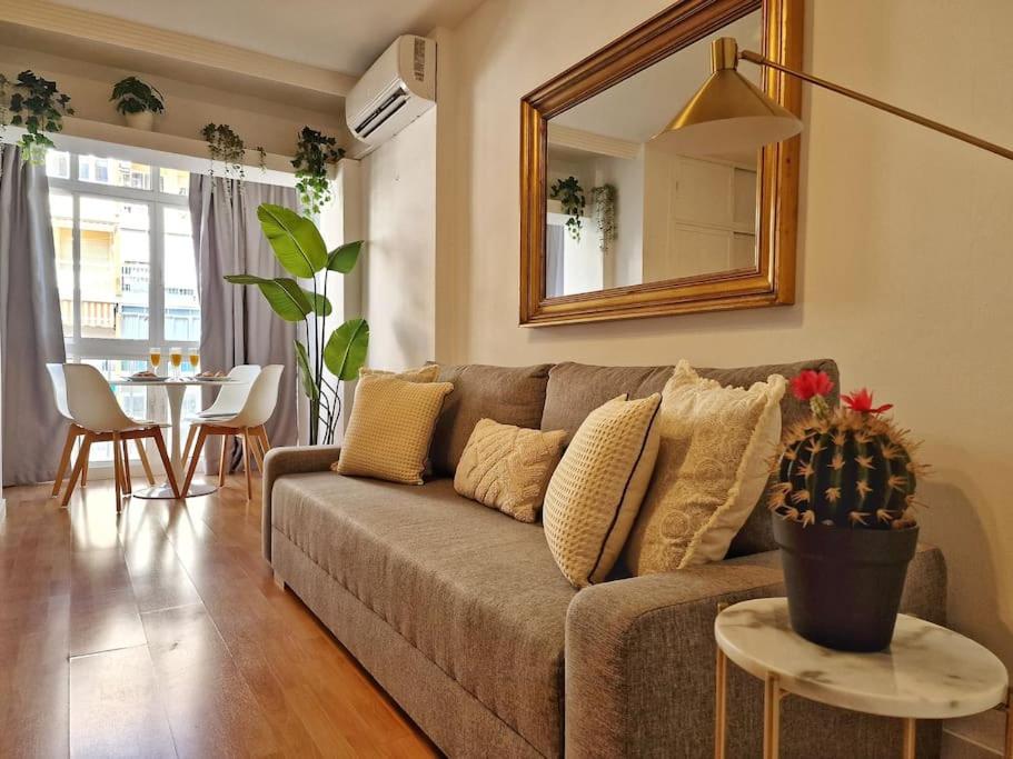 Coqueto y Comodo Estudio en Arroyo de la Miel - 2