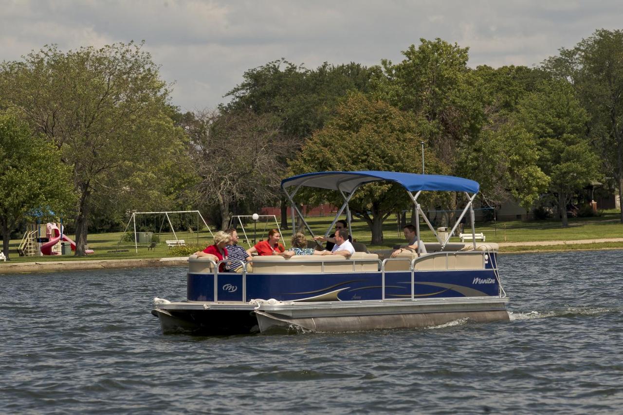 Lake Lawn Resort — photo 21
