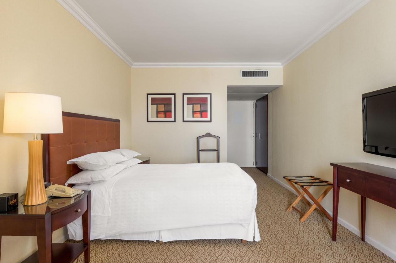 Sheraton Buenos Aires Hotel & Convention Center photo