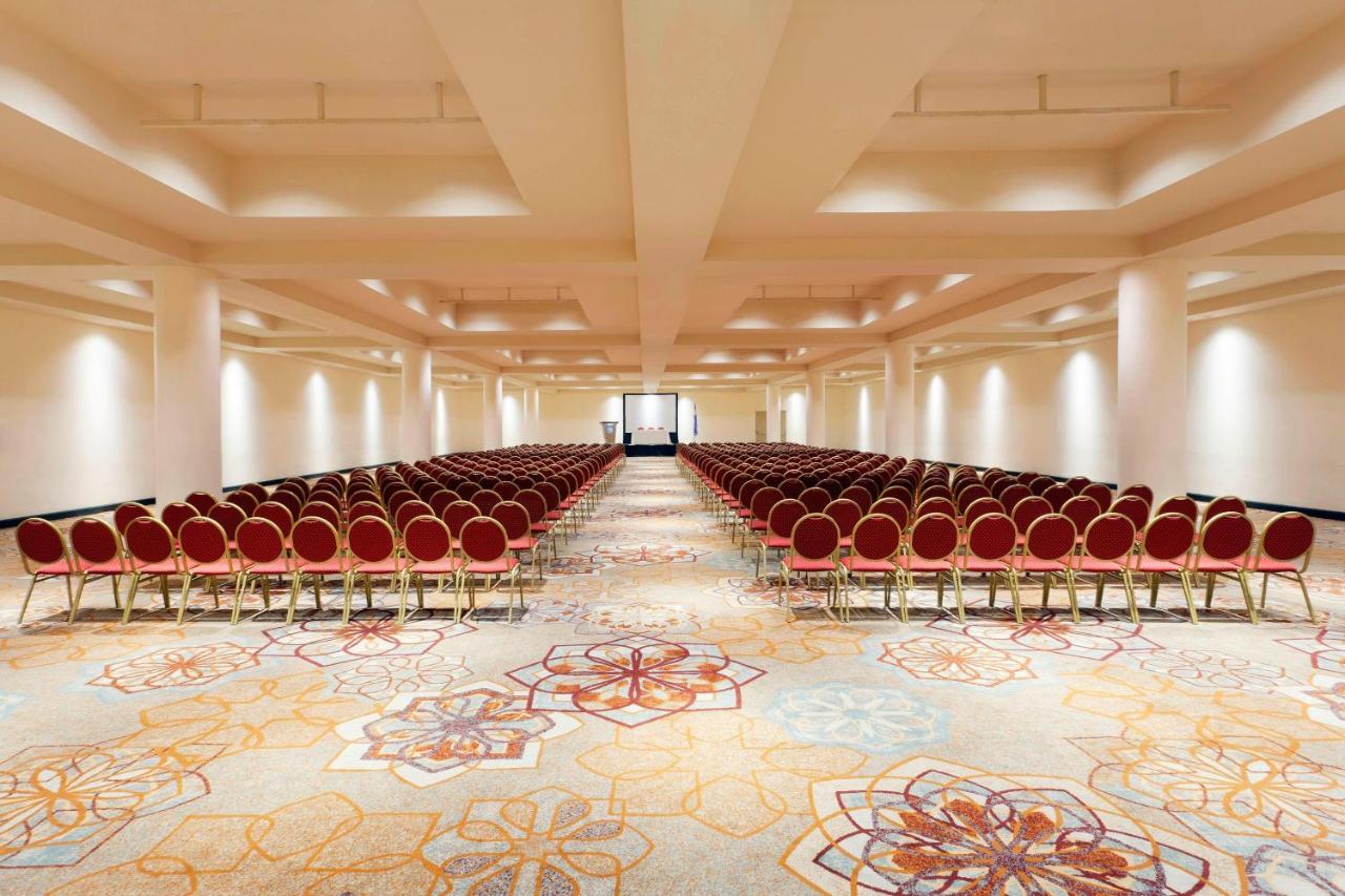 Sheraton Buenos Aires Hotel & Convention Center photo
