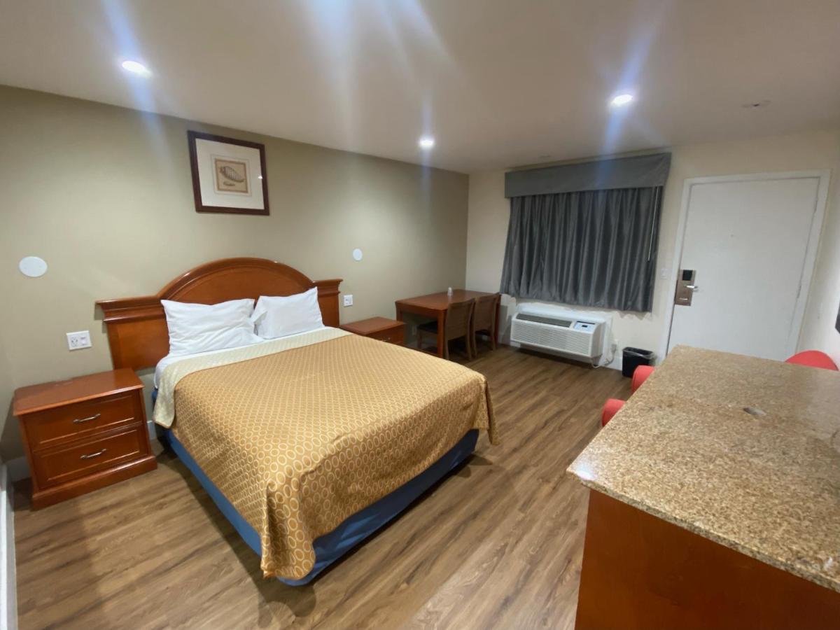 Royale Inn Motel — photo 2