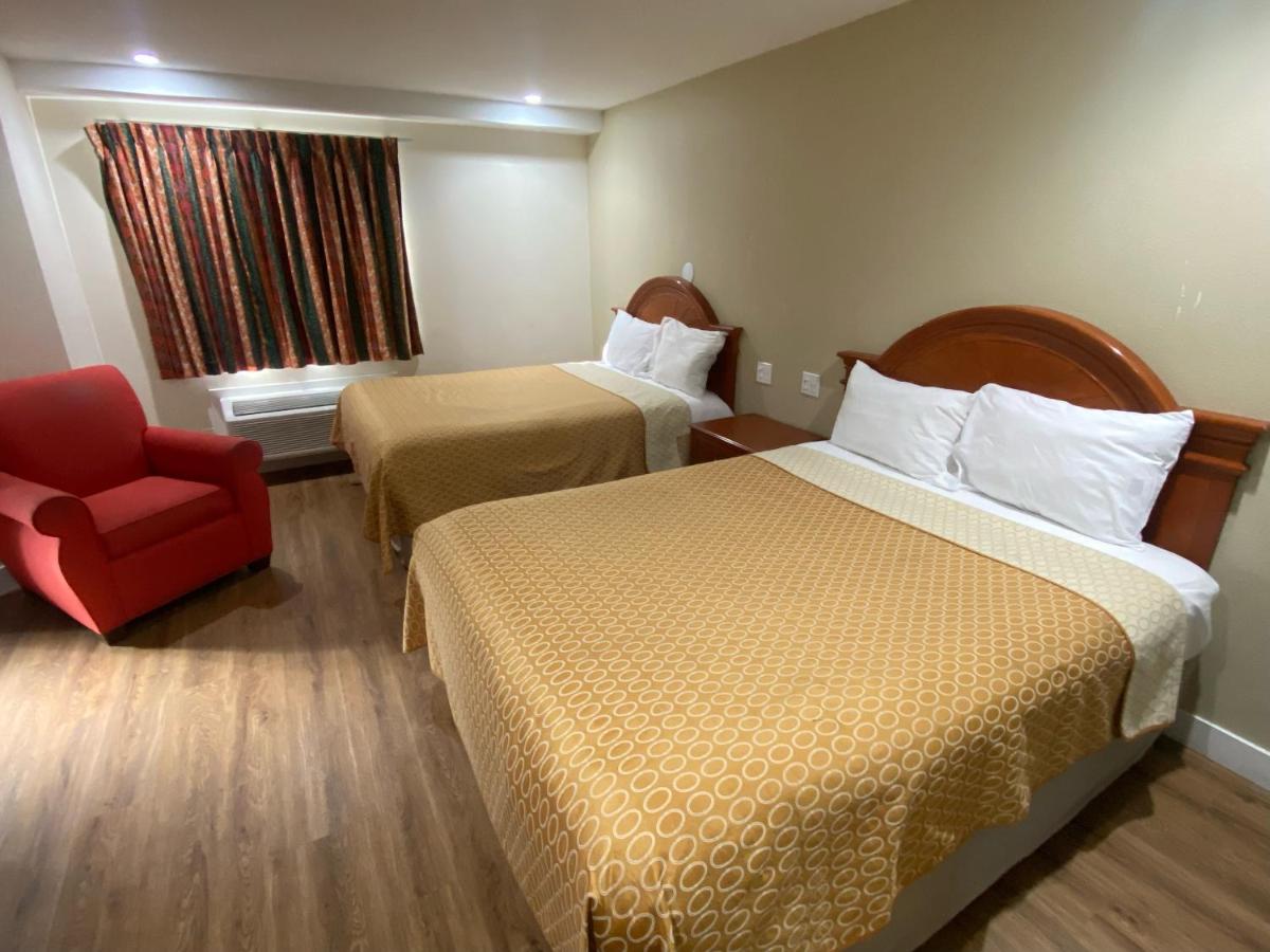 Royale Inn Motel — photo 9