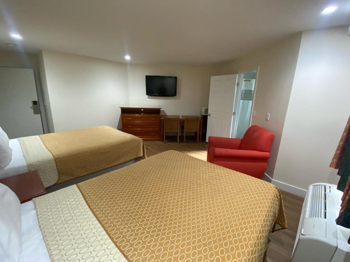 Royale Inn Motel — photo 4